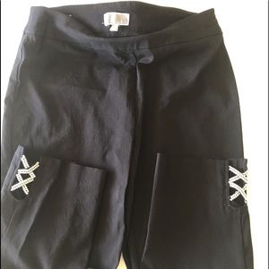 JM collection long Capri pants